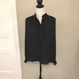 WHO WHAT WEAR Long Sleeve Black Button down blouse